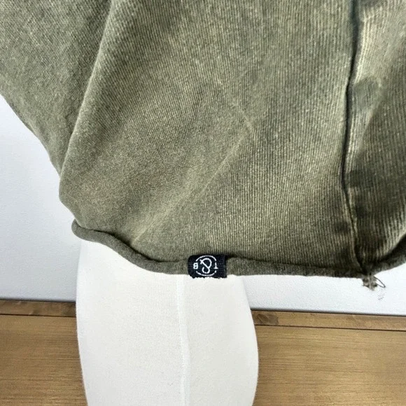 T&B Olive Green Crop Frayed Hem Short Sleeve Casual Streetwear TShirt Teen 14/16 - Picture 2 of 7